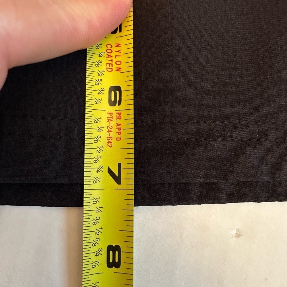 The North Face Shorts Men’s THIS IS SOLD - UNABLE TO DELETE - Picture 9 of 9